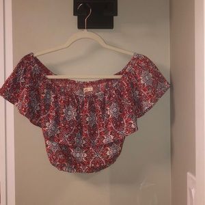 ⭐️Host Pick⭐️ Hollister Off-the-shoulder Crop Top